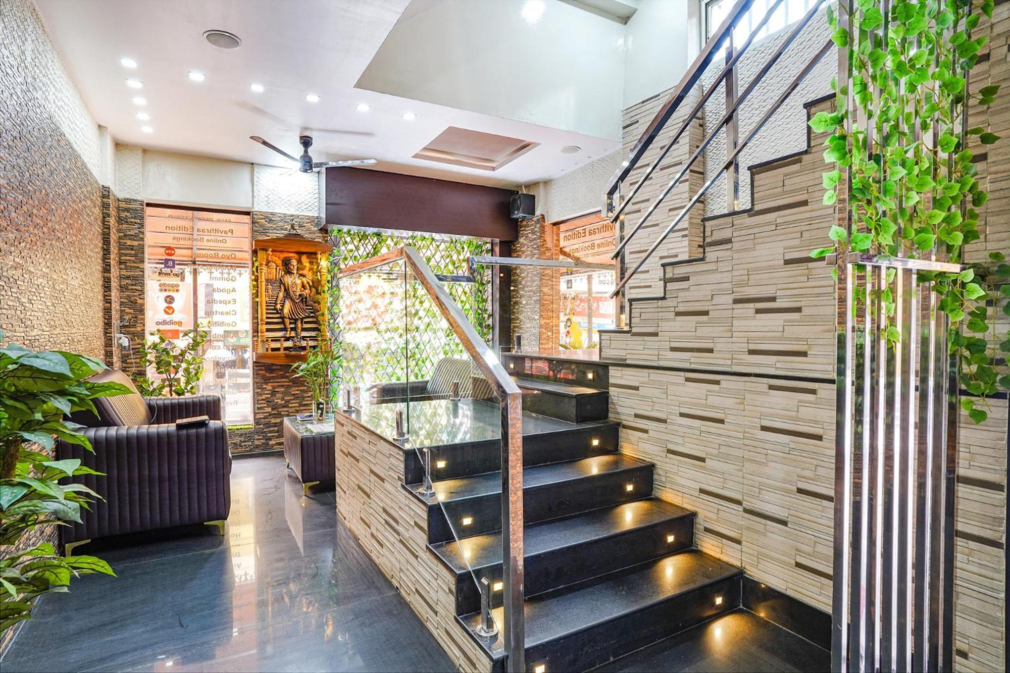Fabexpress Pavithraa Edition - Nr Yeshwantpur Circle Bangalore Exterior photo